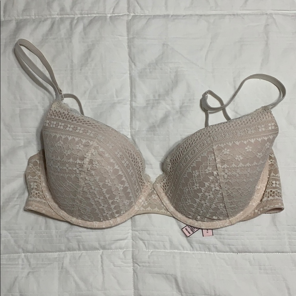 Victoria Secret Demi Bra 36 D